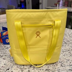 Hydro Flask Lime Yellow Lunch Bag